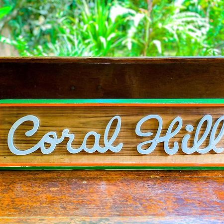 קאוויטה Coral Hill Bungalows מראה חיצוני תמונה