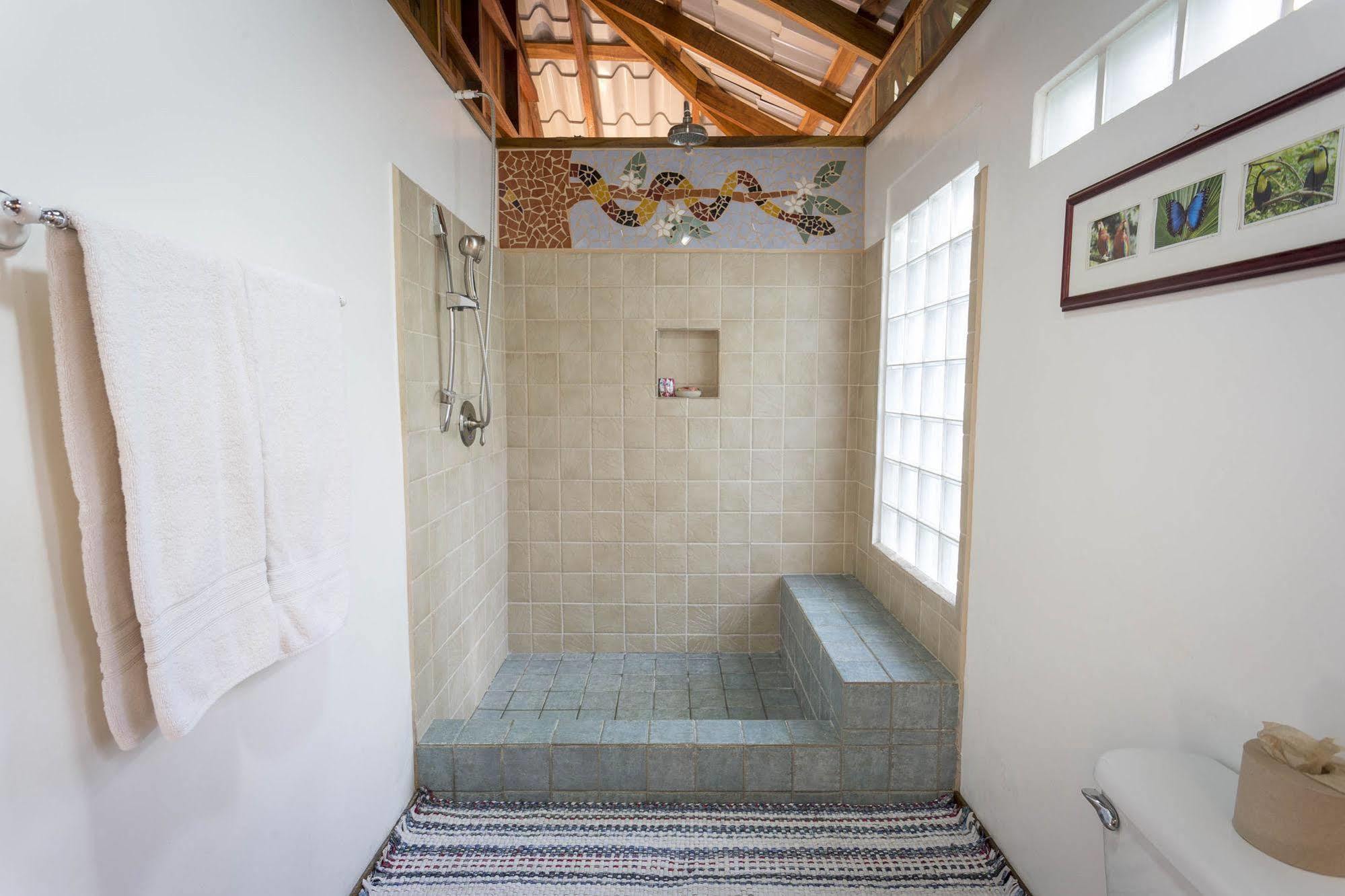 קאוויטה Coral Hill Bungalows מראה חיצוני תמונה