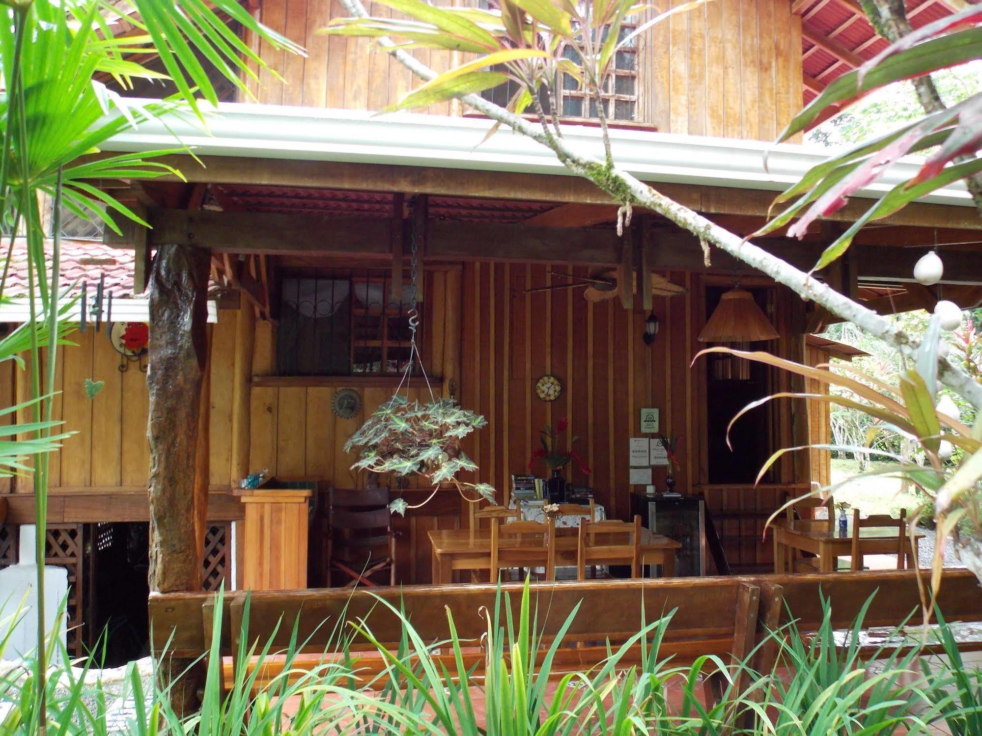 קאוויטה Coral Hill Bungalows מראה חיצוני תמונה