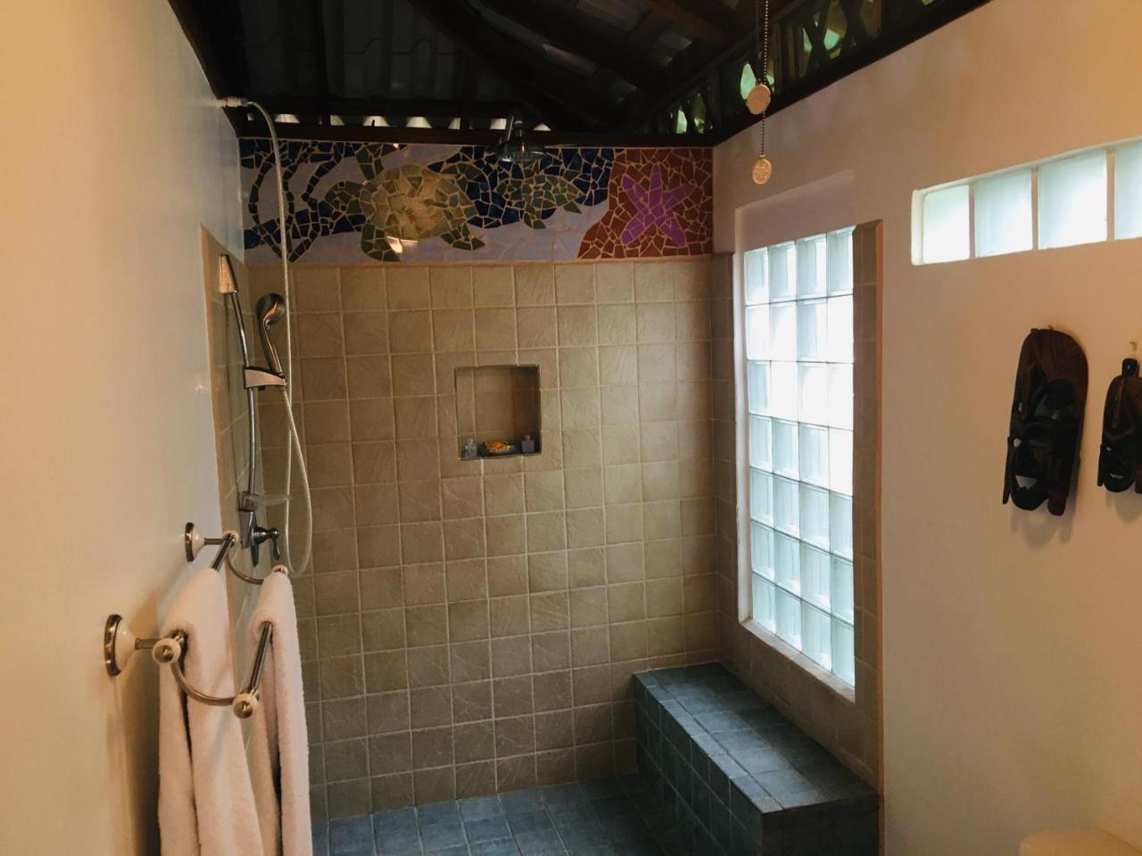 קאוויטה Coral Hill Bungalows מראה חיצוני תמונה