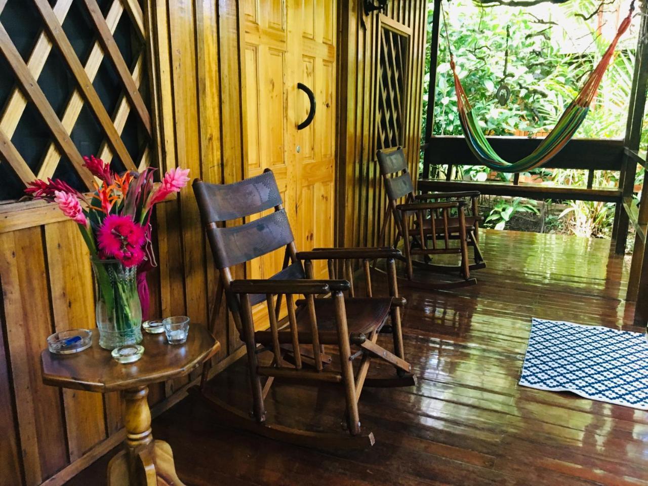 קאוויטה Coral Hill Bungalows מראה חיצוני תמונה